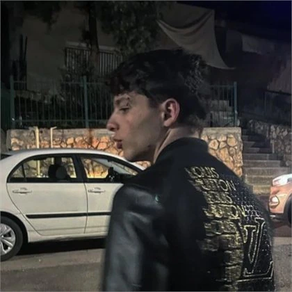 אוריין — מייסד פיקסליו, אסטרטגיה ופרסום